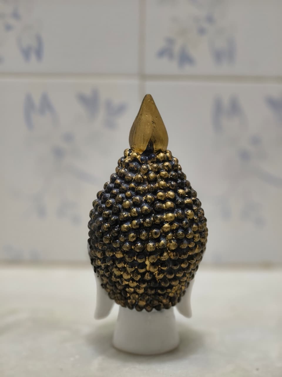 🪷 **Elegant Buddha Face Decorative Showpiece**