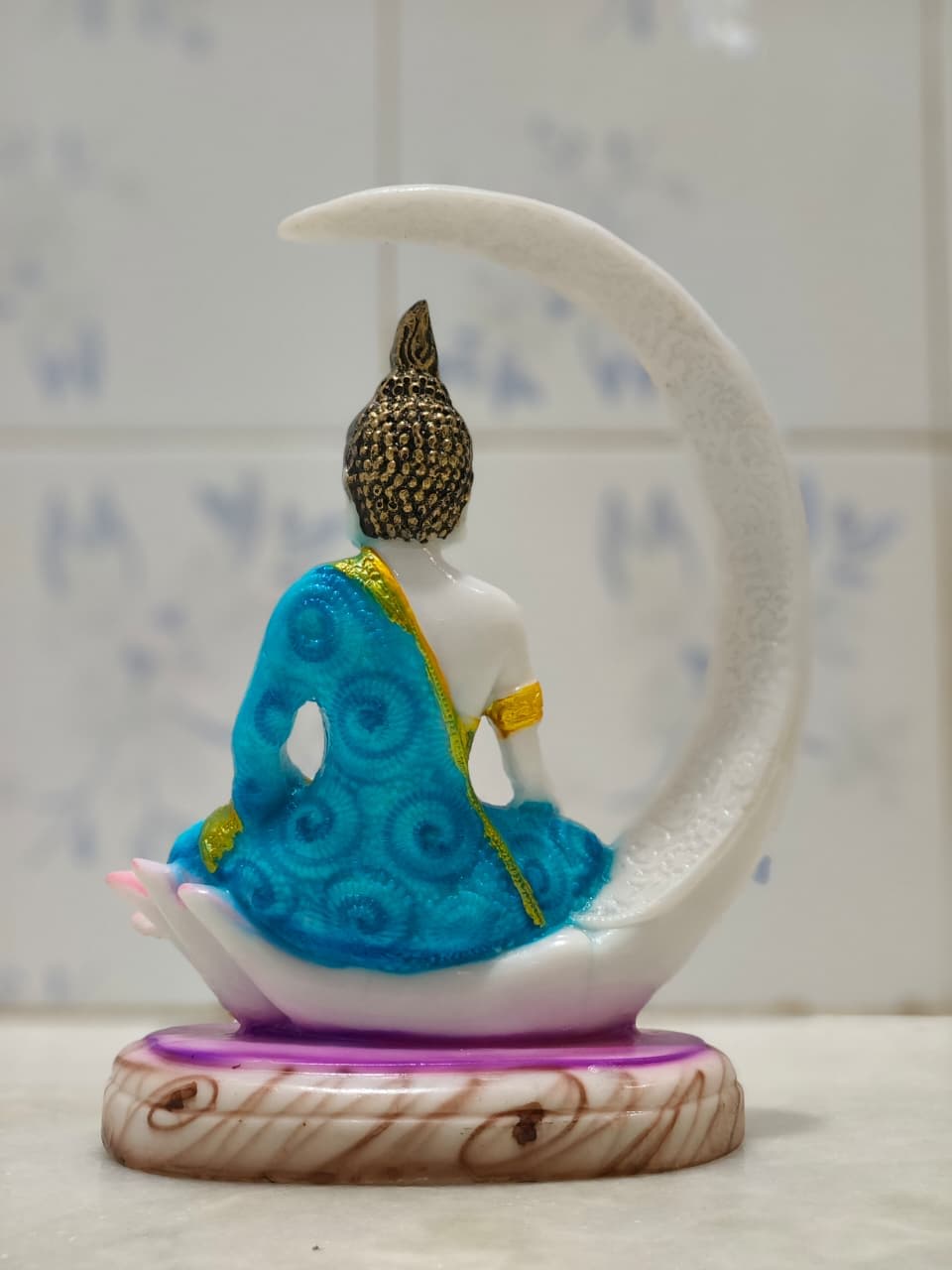🪷 **Elegant Buddha Moon Decorative Showpiece**